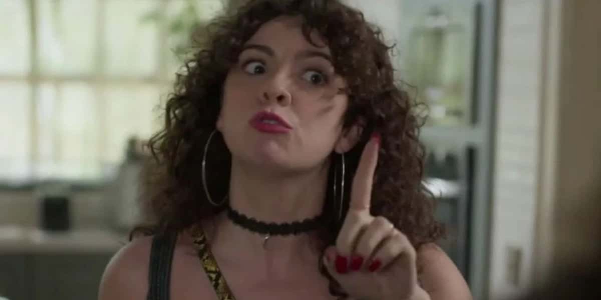 Renata Gaspar como a Stephany de Um Lugar ao Sol - Foto: Reprodução / TV Globo
