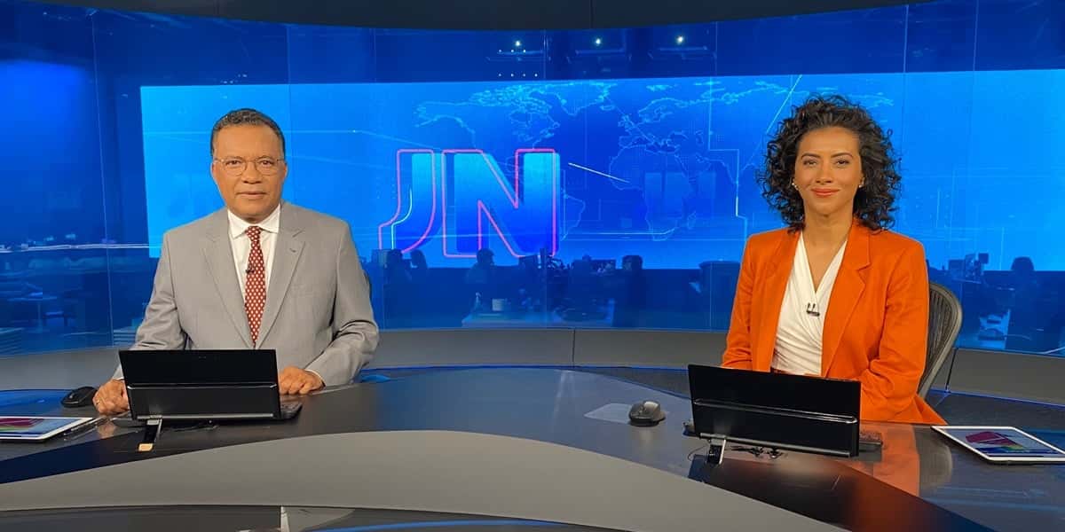 Heraldo Pereira e Aline Midlej na bancada do Jornal Nacional (Foto: Reprodução / TV Globo)