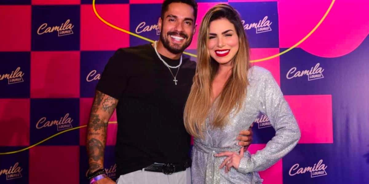 Bil Araújo e Erika Schneider juntos (Foto: Reprodução)