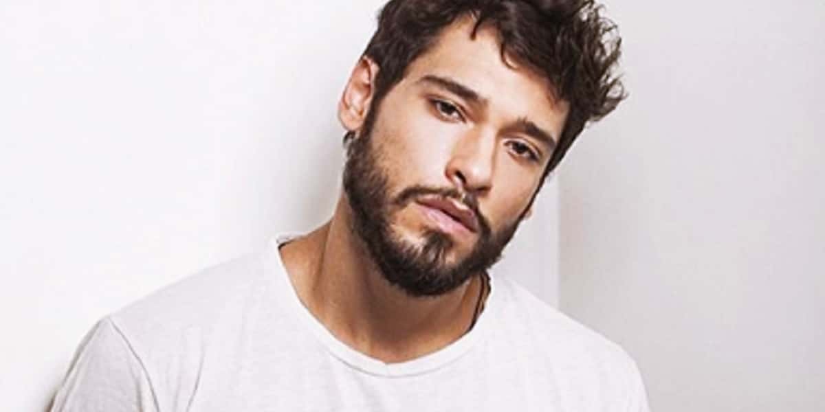 O ator Bruno Fagundes fará nova novela na Globo (Foto: Reprodução)