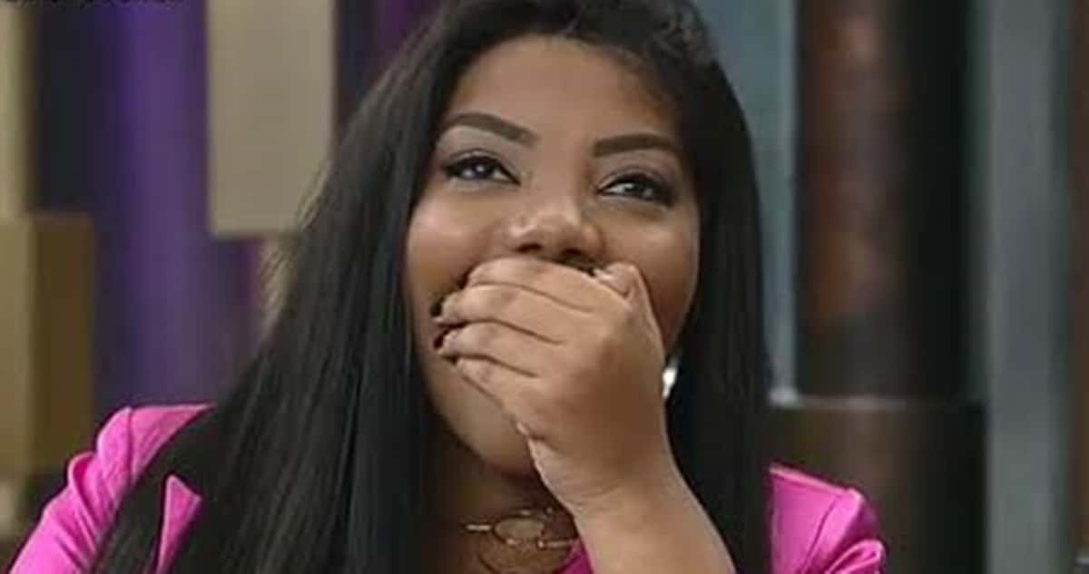 Ludmilla vê amiga cantora falar mal do ex-ficante e tira onda (Reprodução)