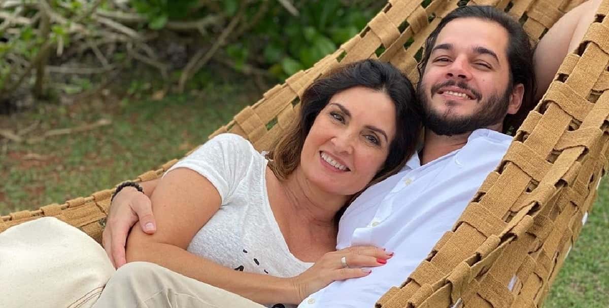 Fátima Bernardes ao lado de Túlio Gadelha (Foto: Divulgação)