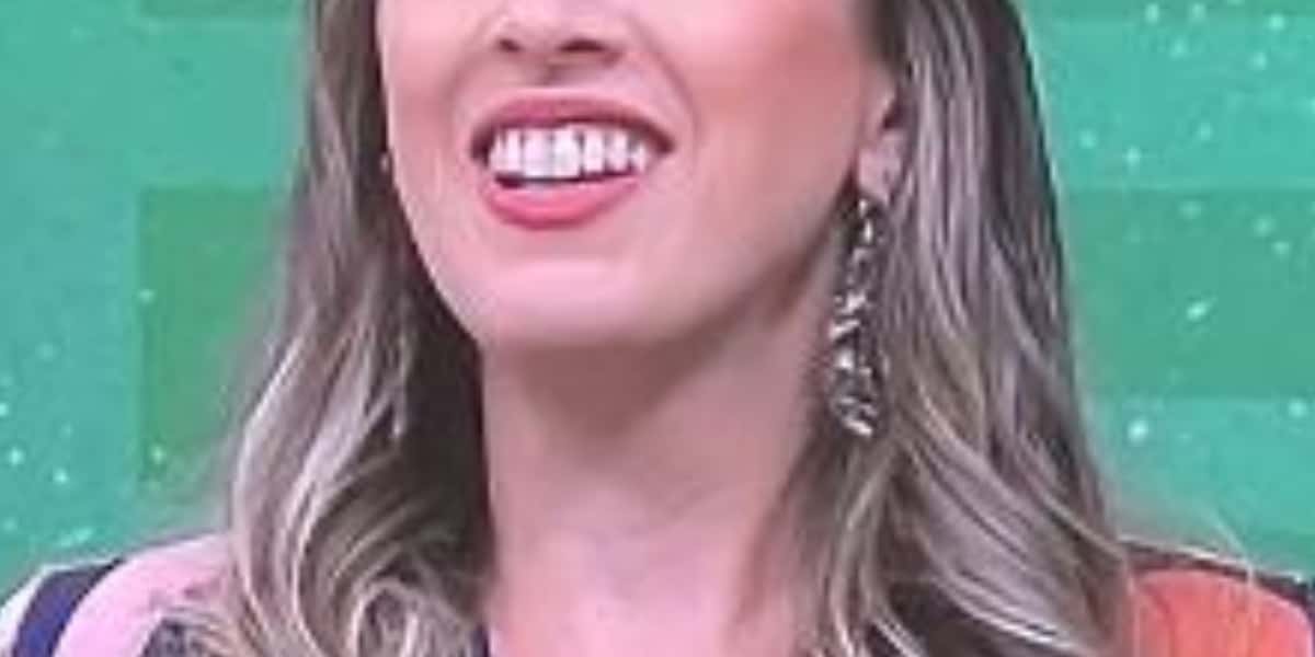 Apresentadora comando o Gazeta Esportiva desde 2000, na TV Gazeta (Foto: Reprodução)