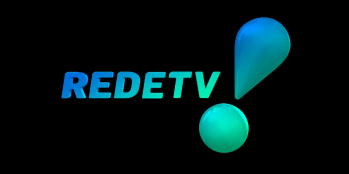 Apresentadores da RedeTV! brgam feio (Foto: Reprodução)