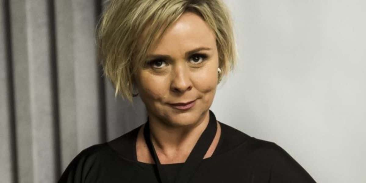 Desaparecida da Globo há anos, Giulia Gam assume motivo de saída e confirma doença: “Tem que procurar ajuda” - Reprodução