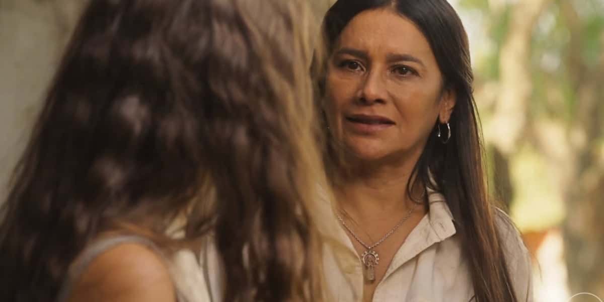 Filó ficará surpresa com Juma na novela Pantanal (Foto: Reprodução/Globo)