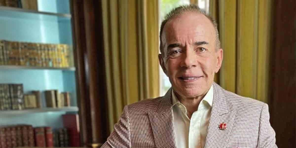 Chiquinho Scarpa foi transferido de hospital, após passar por 10 cirurgias (Foto: Reprodução)