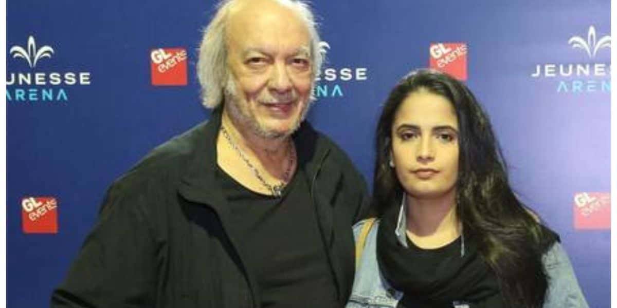 Erasmo Carlos ao lado da esposa, Fernanda Esteves (Foto: Reprodução/ Internet)