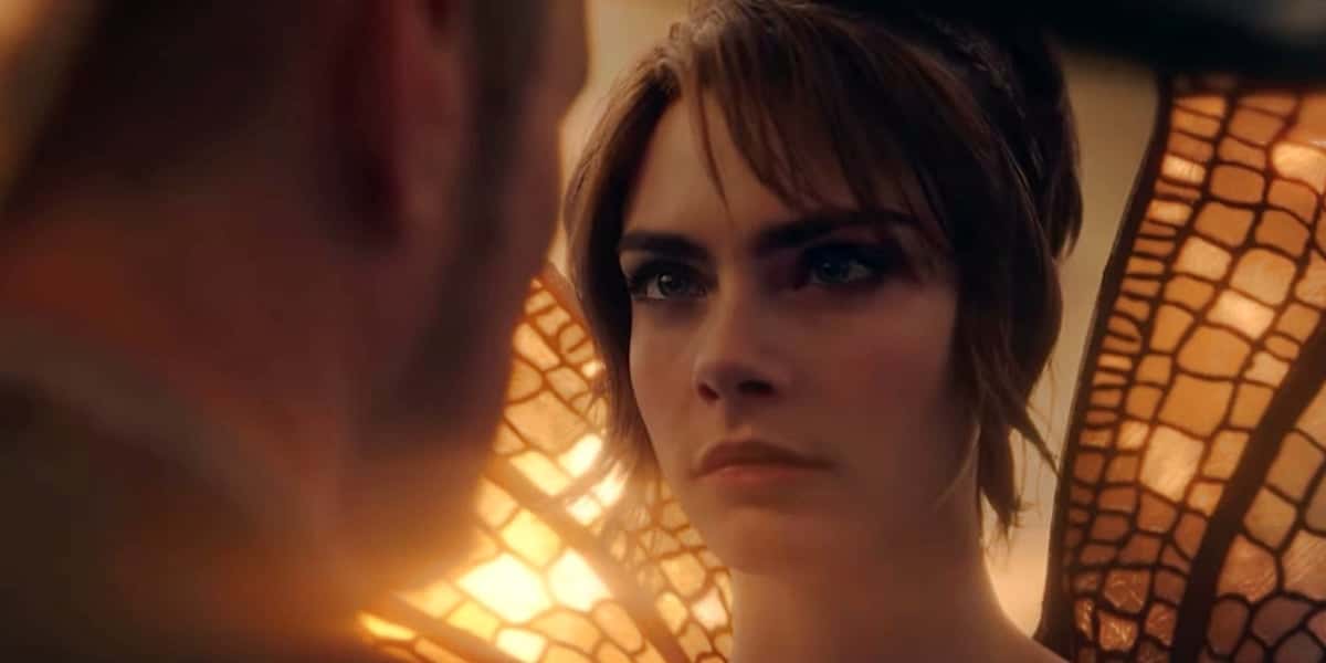 Cara Delevingne em Carnival Row (Foto: Reprodução)
