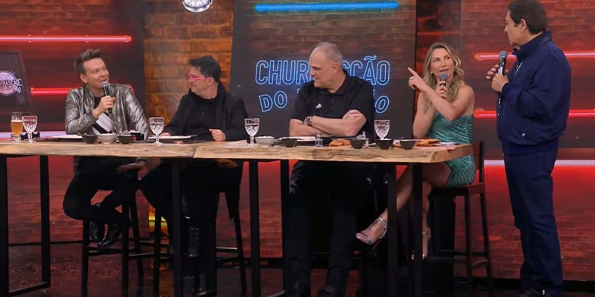 Faustão recebeu alguns convidados em sua churrascaria (Foto: Reprodução / Band)