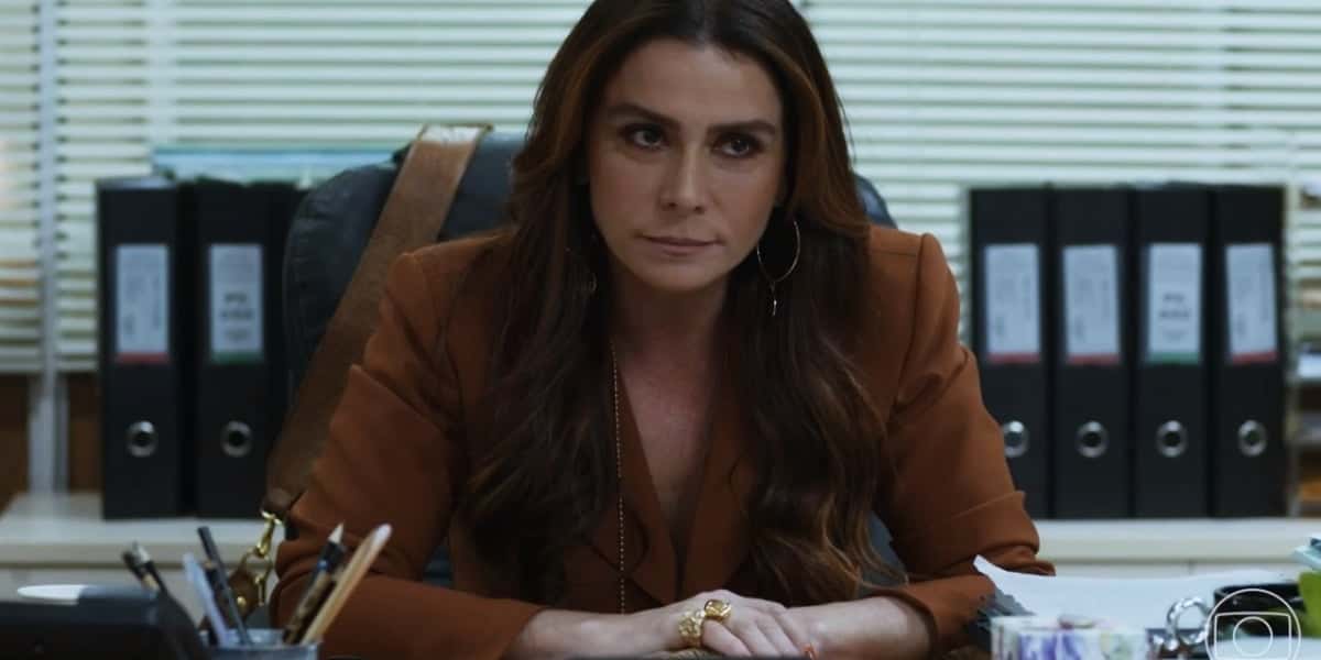 Helô faz acareação em Travessia (Foto: Reprodução/Globo)