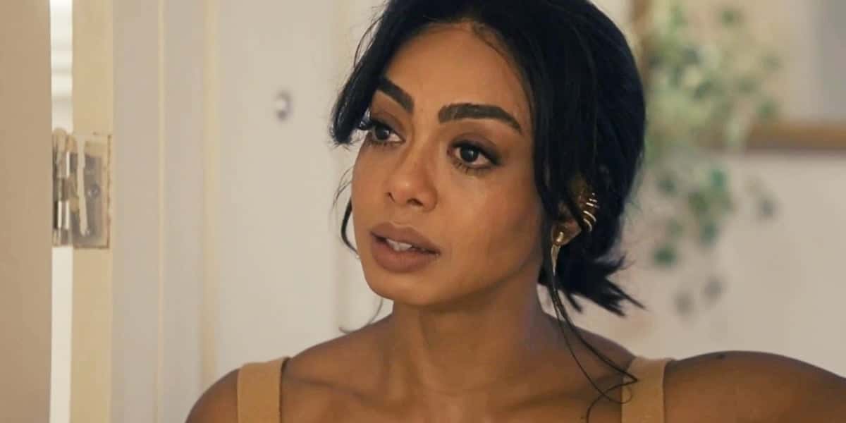 Talita vai ficar surpresa em Travessia (Foto: Reprodução/Globo)