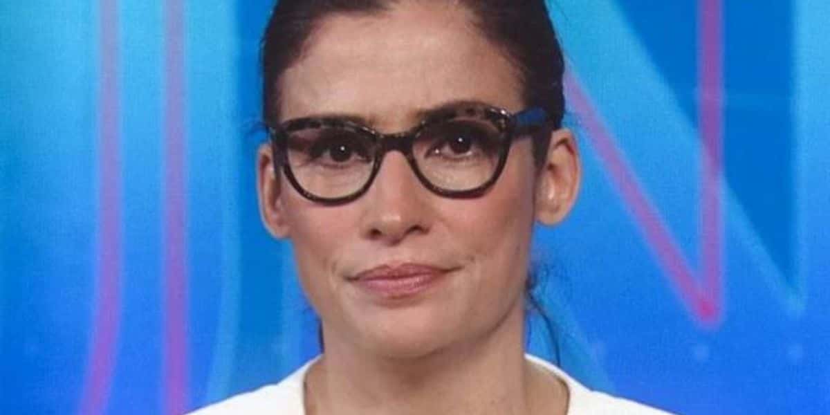 Renata Vasconcellos dá notícia que muda vida dos brasileiros no JN, passa para Bonner e ele reforça - Reprodução