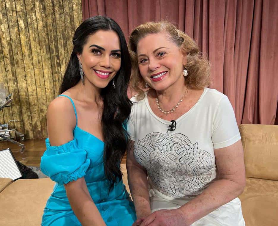 Daniela Albuquerque e Vera Fischer (Foto: Divulgação/RedeTV!)