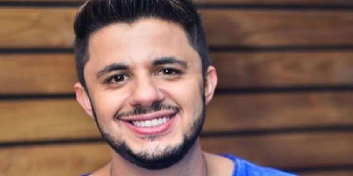 Cristiano Araújo morreu em acidente de carro (Foto: Reprodução)