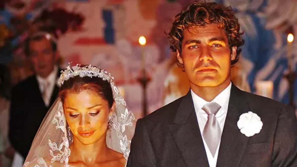 Grazi Massafera e Thiago Lacerda em cena de novela (Reprodução/ Internet)