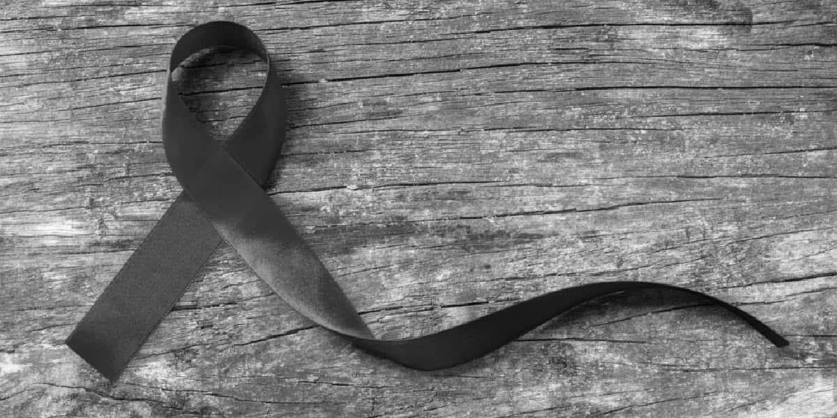 Cantor morreu horas após o seu casamento (Imagem: Divulgação)