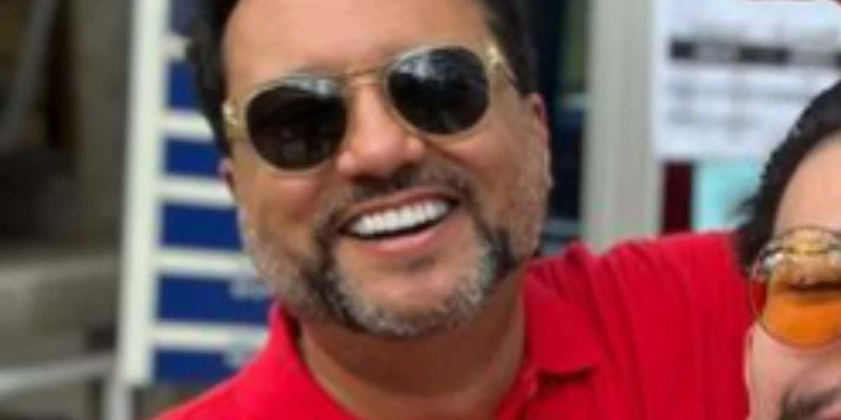 Geraldo Luís mostra que filho cresceu, ficou a cara de Silvio Santos e é considerado um dos mais lindos (Foto: Reprodução)