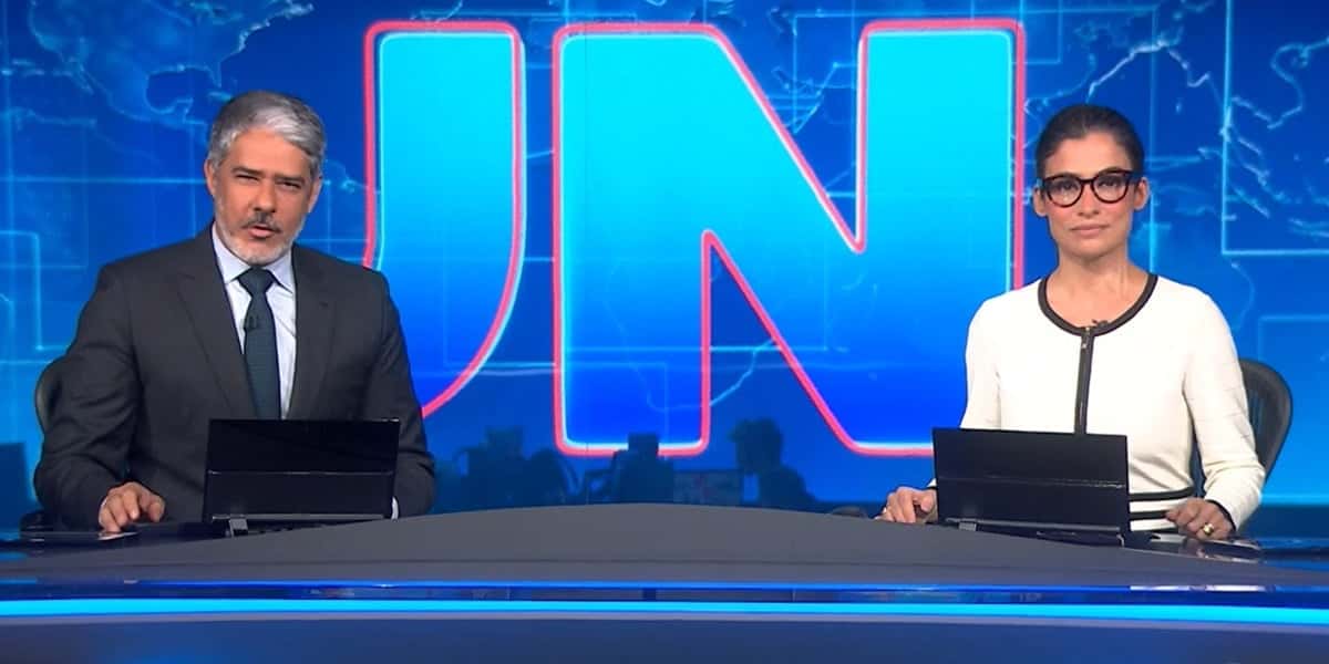 William Bonner e Renata Vasconcellos no Jornal Nacional (Foto: Reprodução / TV Globo)