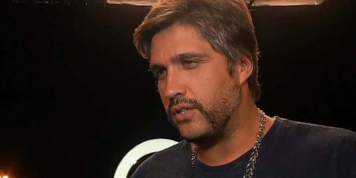O que Leo Chaves, assumiu ao público, após anos de reclusão e silêncio chocou o Brasil: "A gente disfarçava" - Foto Reprodução