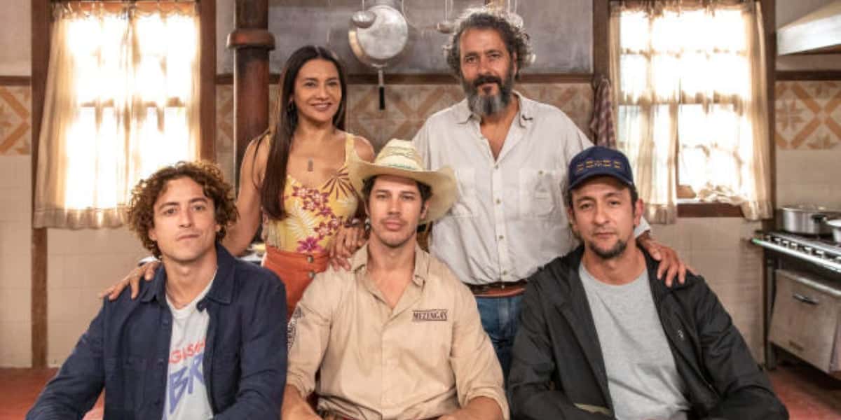 Elenco de Pantanal (Foto: Reprodução)