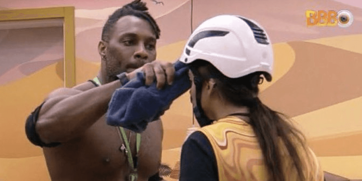 BBB23: Após limpar partes intimas, Fred Nicácio usa a mesma toalha para limpar rosto de Key Alves (Foto: Reprodução, Globo)