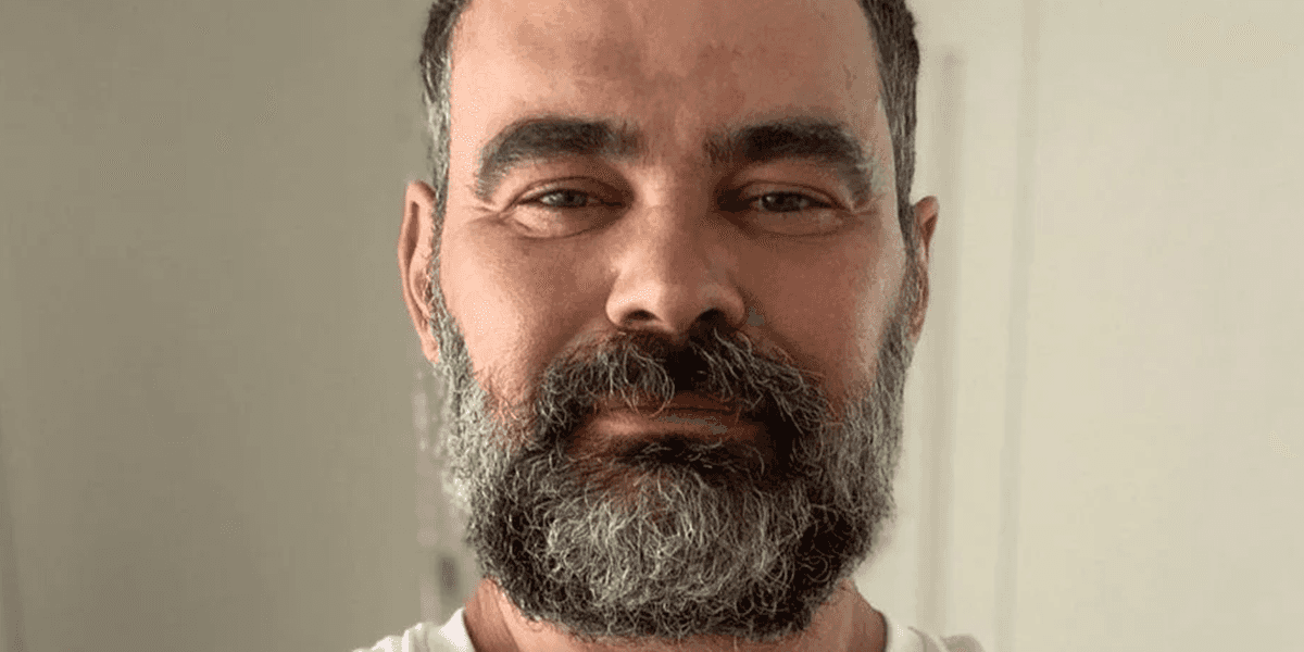 Carmo Dalla Vecchia é "Érico" na novela Amor Perfeito (Foto: Reprodução / Instagram)