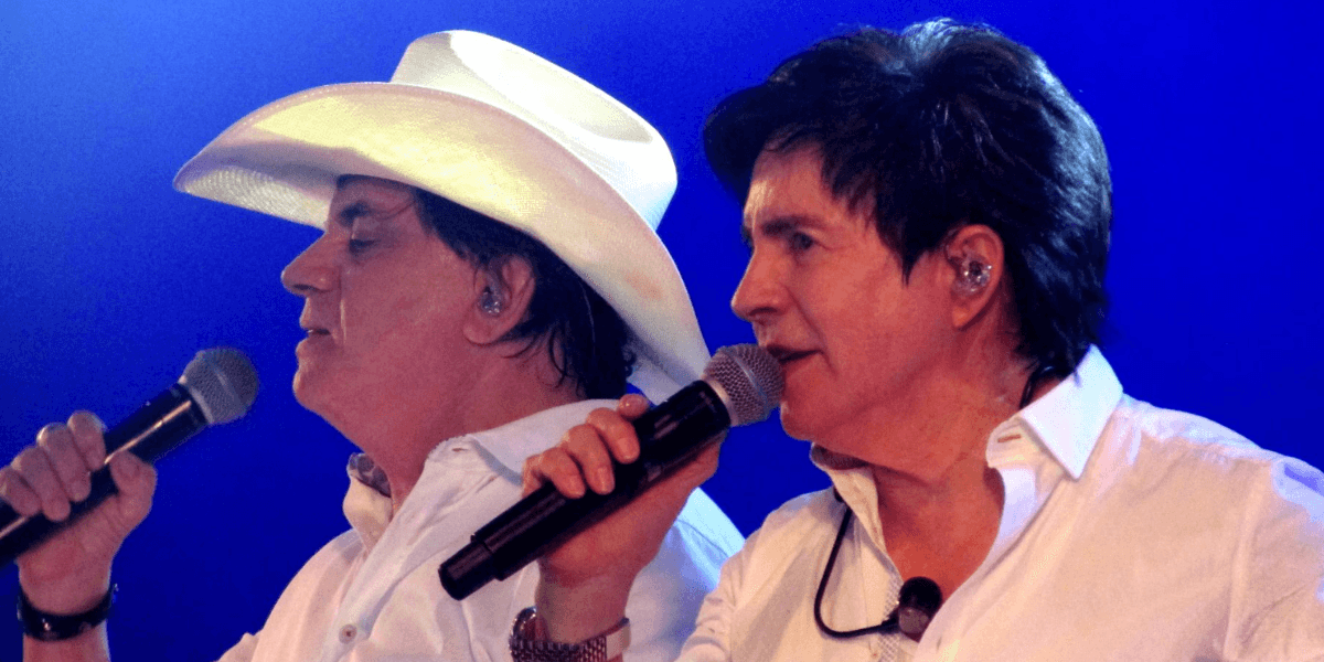 O famoso cantor Xororó, dupla de Chitãozinho, é dono de uma conta bancária que faz brilhar os olhos de qualquer um, no mundo - Foto Reprodução