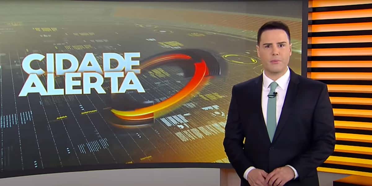 Luiz Bacci ao vivo no Cidade Alerta (Foto: Reprodução)