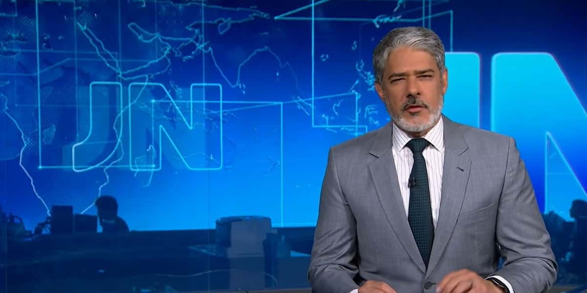 William Bonner ao vivo no Jornal Nacional (Foto: Repodução)