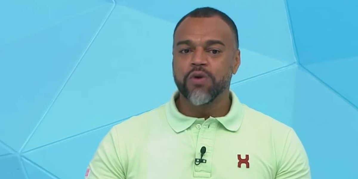 O comentarista é sempre muito bem humorado - Foto Reprodução Band