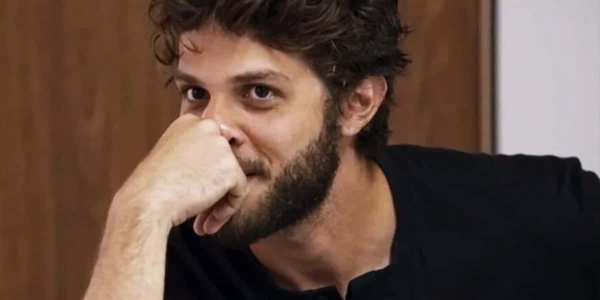 Ari não sente remorso