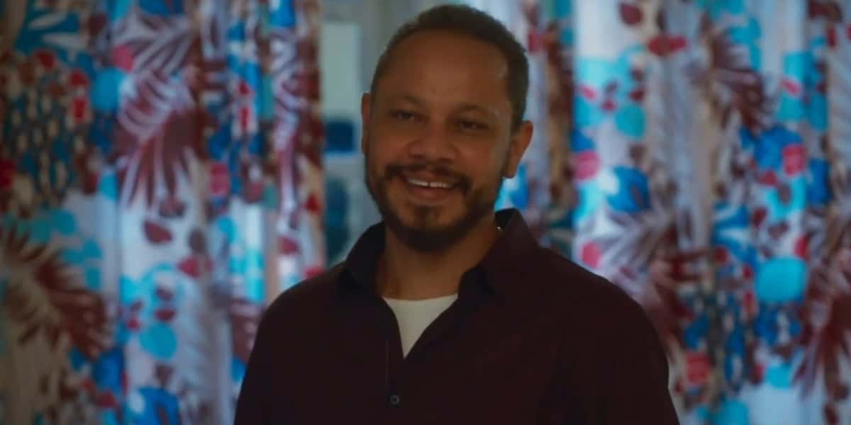 Carlão (Che Moais) em Vai Na Fé. (Foto: Reprodução / Globo0