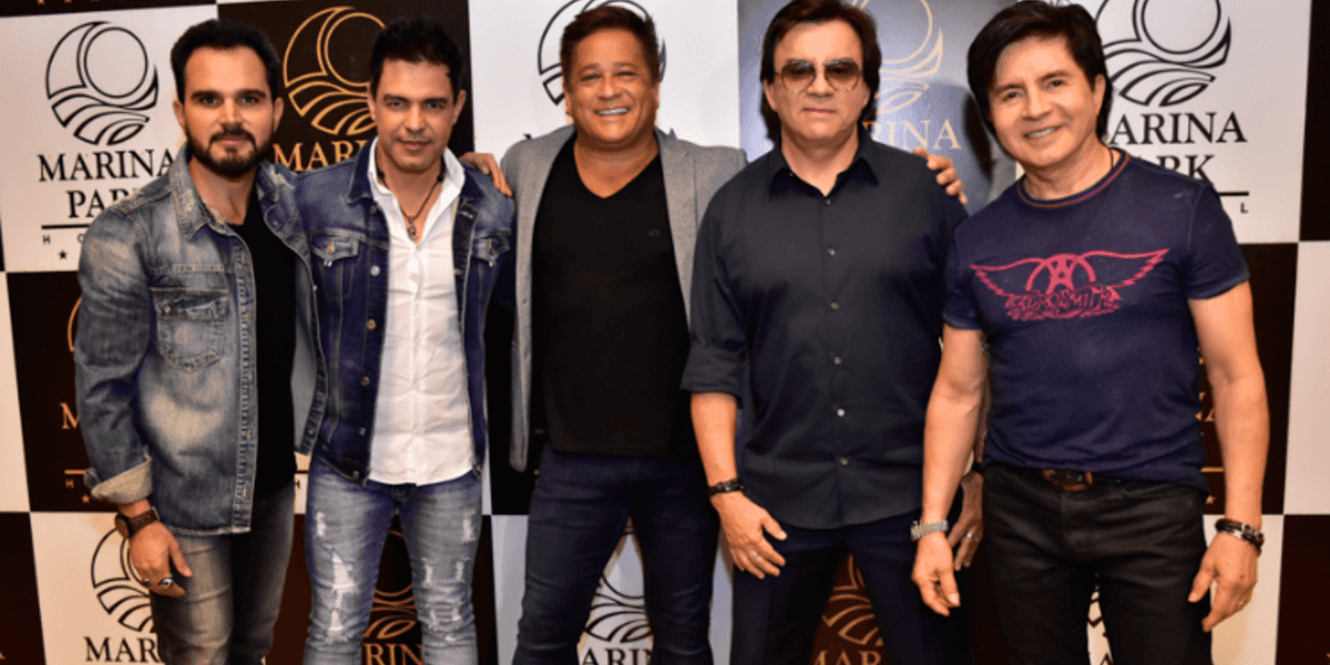 Os "Amigos" composto por Leonardo, Chitãozinho e Xororó e Zezé di Camargo e Luciano, entregaram o motivo de Leonardo ter sido expulso do grupo (Foto Reprodução/Internet)