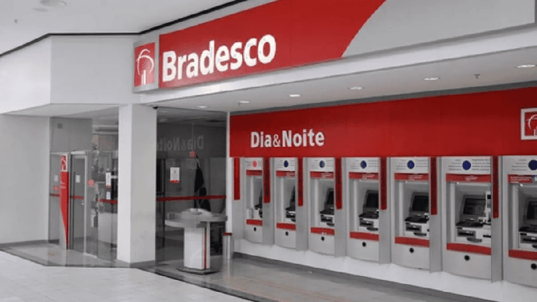 Bradesco fechou agências e demitiu funcionários (Foto: Reprodução/ Internet)