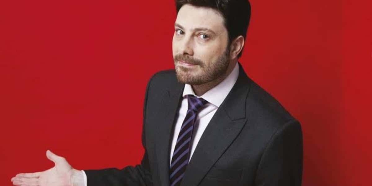 Danilo Gentili Salário (Foto:Reprodução/Veja)