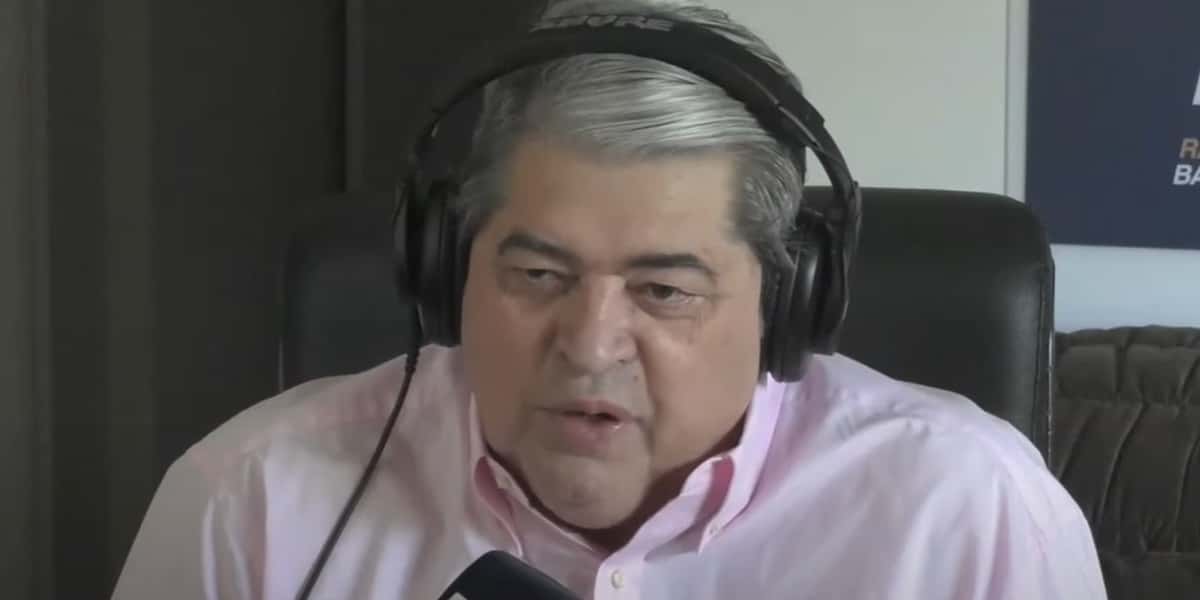 Datena não se conteve ao anunciar morte de famoso assassino (Foto: Reprodução / YouTube)