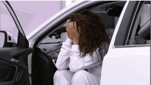 Domitila se desespera após perder a prova do "Carro Branco" (Foto Reprodução/G1)
