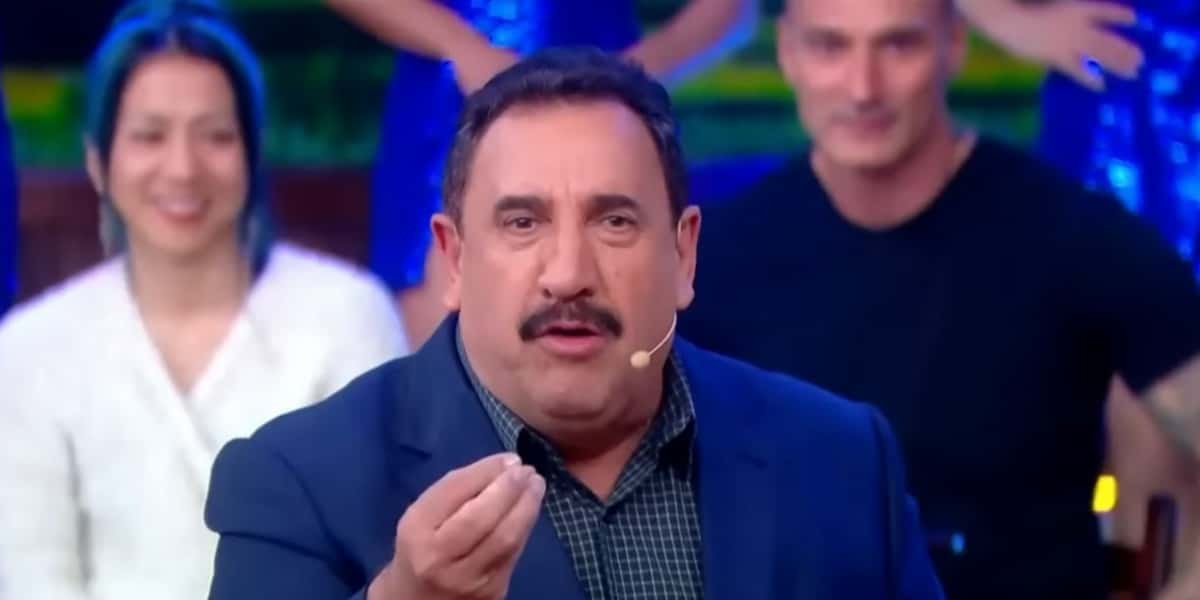 Ratinho garantiu derrota contra a Record na audiência (Foto: Reprodução/SBT)