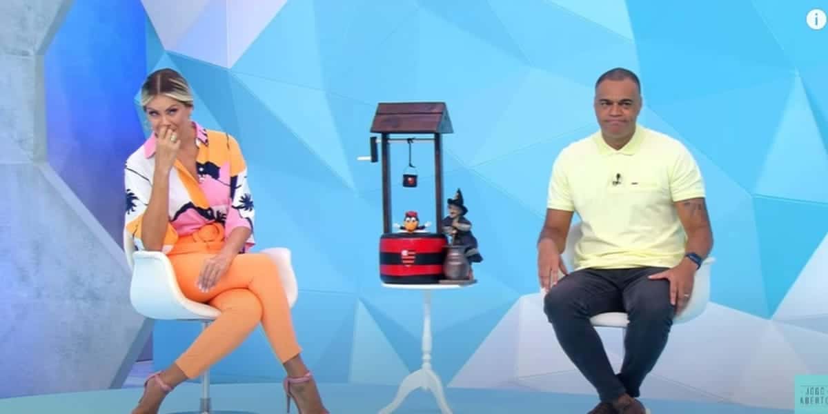 Renata Fan e Denílson ficam decepcionados no Jogo Aberto (Reprodução: Band)