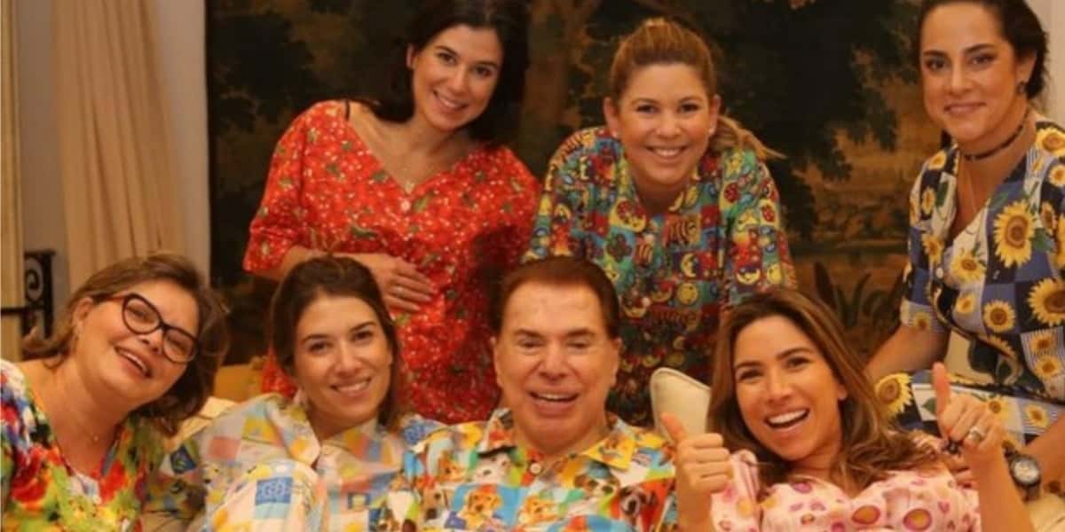 Silvio Santos com as seis filhas (Foto: Reprodução/Instagram)