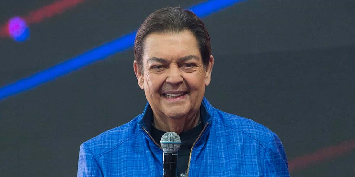 Faustão deixa seu programa para João Guilherme e Anne Lottermann (Foto: Divulgação / Band)