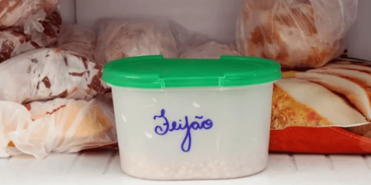 Conheça os riscos de guardar feijão em pote de sorvete (Foto: Internet)