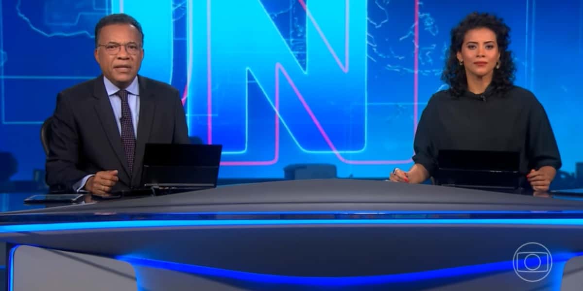 Heraldo Pereira e Aline Midlej comandaram o Jornal Nacional (Foto: Reprodução/ Globo)