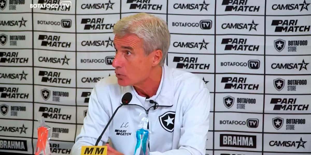 Luis Castro - (Foto: Reprodução / Botafogo TV)