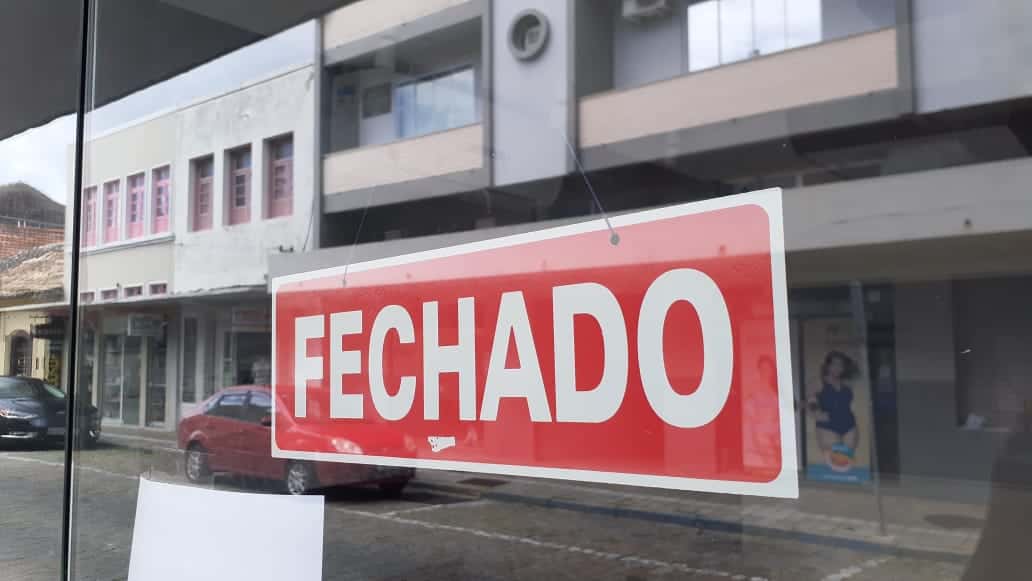 Fechamento de banco causou revolta e protestos (Foto: Reprodução Internet)