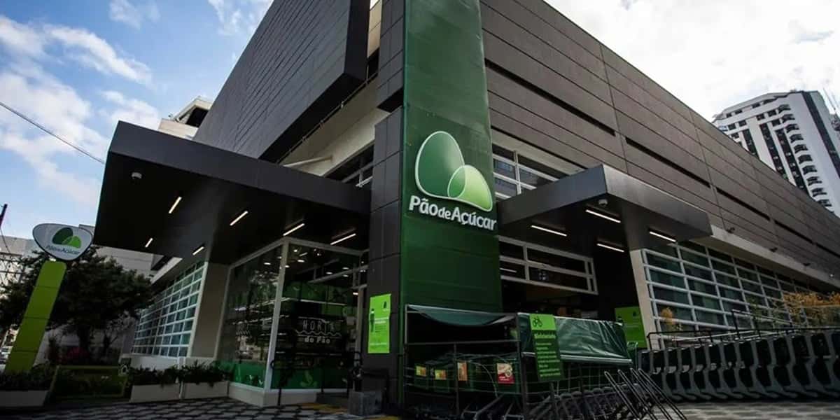 O Grupo Pão de Açúcar realiza a venda de 11 unidades do supermercado Pão de Açúcar (Foto Reprodução/Internet)