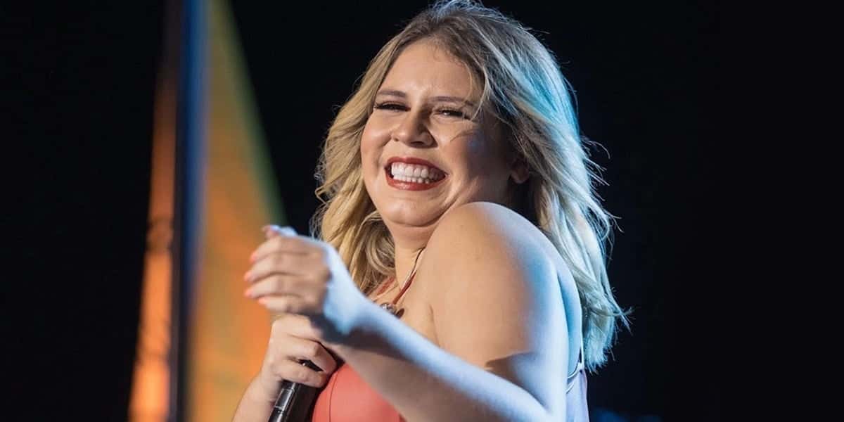 Marília Mendonça morreu aos 26 anos de idade, após um acidente de avião (Foto: Reprodução / Instagram)