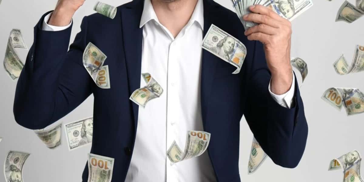 Apresentador demitido da Globo é dono de empresa gigante e já ganhou na Mega-Sena (Foto: Reprodução Internet)