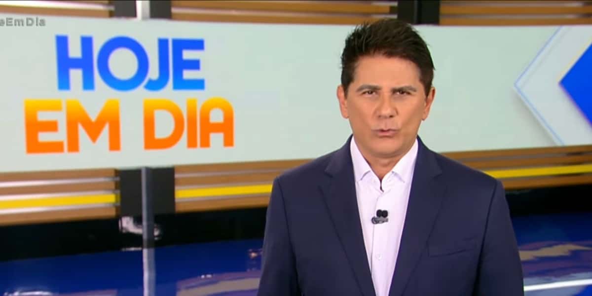 César Filho garantiu boa audiência com o "Hoje em Dia" (Foto: Reprodução/Record)